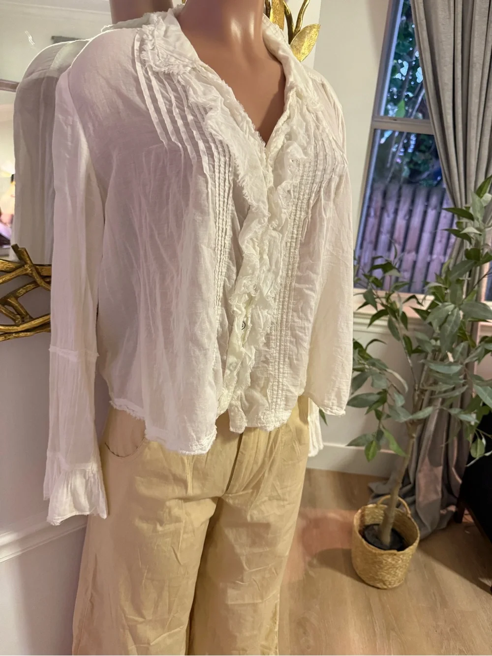 FREE PEOPLE | we the free | White Ruffled V-Neck Blouse - Picture 6 of 13